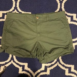 Mid-rise Boyfriend Pop-color Jean Shorts